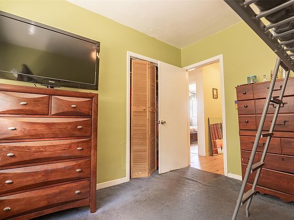 5th image of 19035 NW 8th Avenue