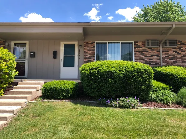 25136 Potomac Dr, South Lyon, MI 48178