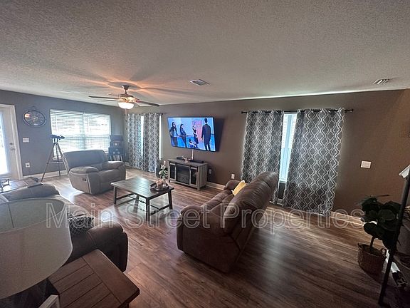 3rd image of 5217 Saufley Field Rd