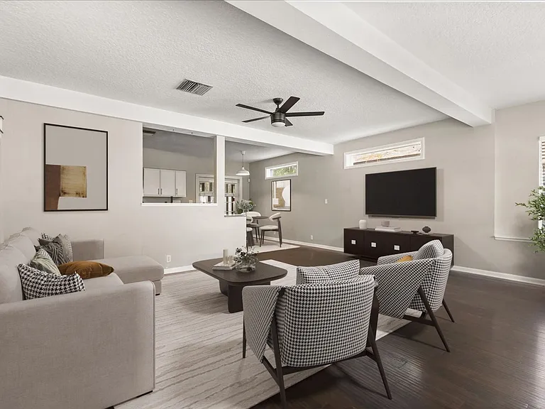 742 N Westmoreland Dr — Photo 10