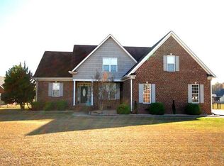 105 Highwoods Dr, Goldsboro, NC 27530