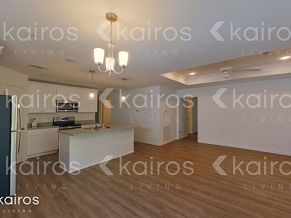 5th image of 11397 Camden Court Cir