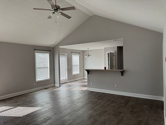 2nd image of 557 Labrador Dr