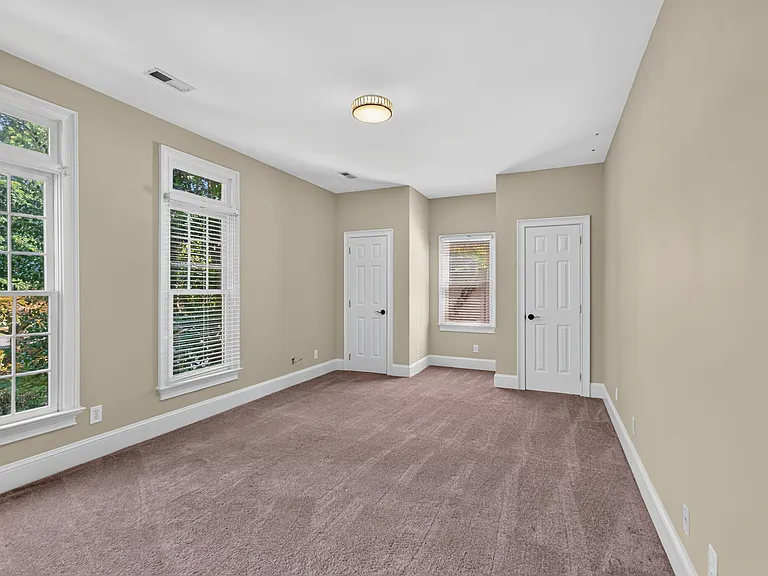 4811 Old Course Dr — Photo 47