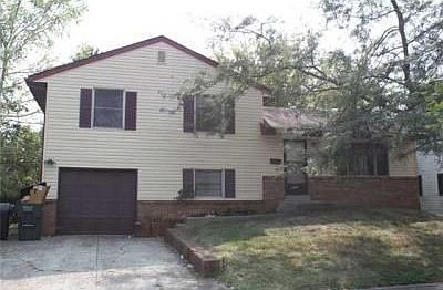 3rd image of 4439 Dundee Ave