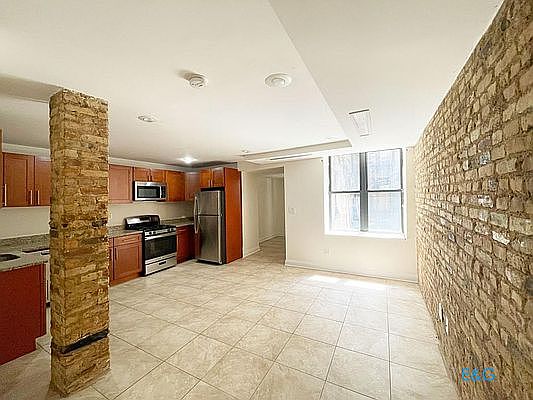 5th image of 720 W 172nd St #Bb