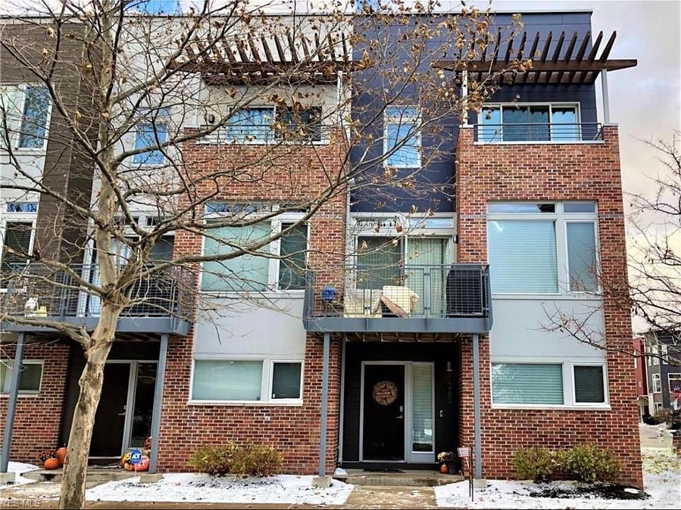 1st image of 1263 W 75th St