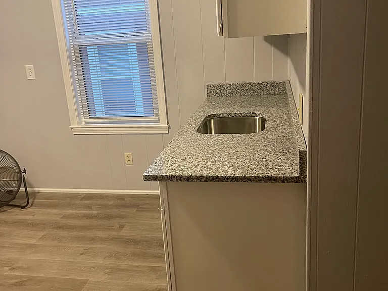 137 Franklin St #2 — Photo 21