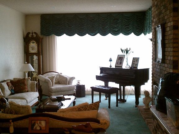 4th image of 87 Cliffside Dr