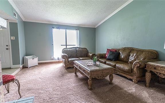 3rd image of 3001 E Park Blvd