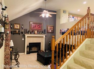 280 Pickett Rdg, Kirbyville, MO 65679