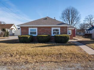 129 S Neisse St, Blue Grass, IA