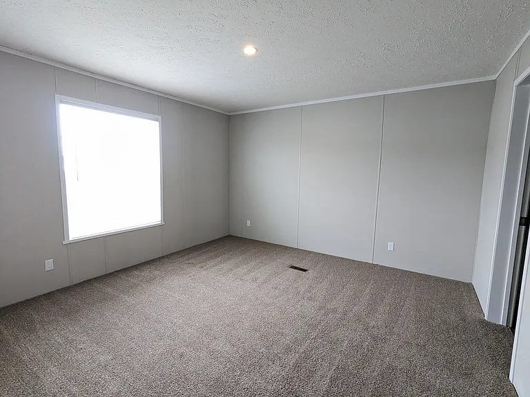 672 Indiana St #672 — Photo 8