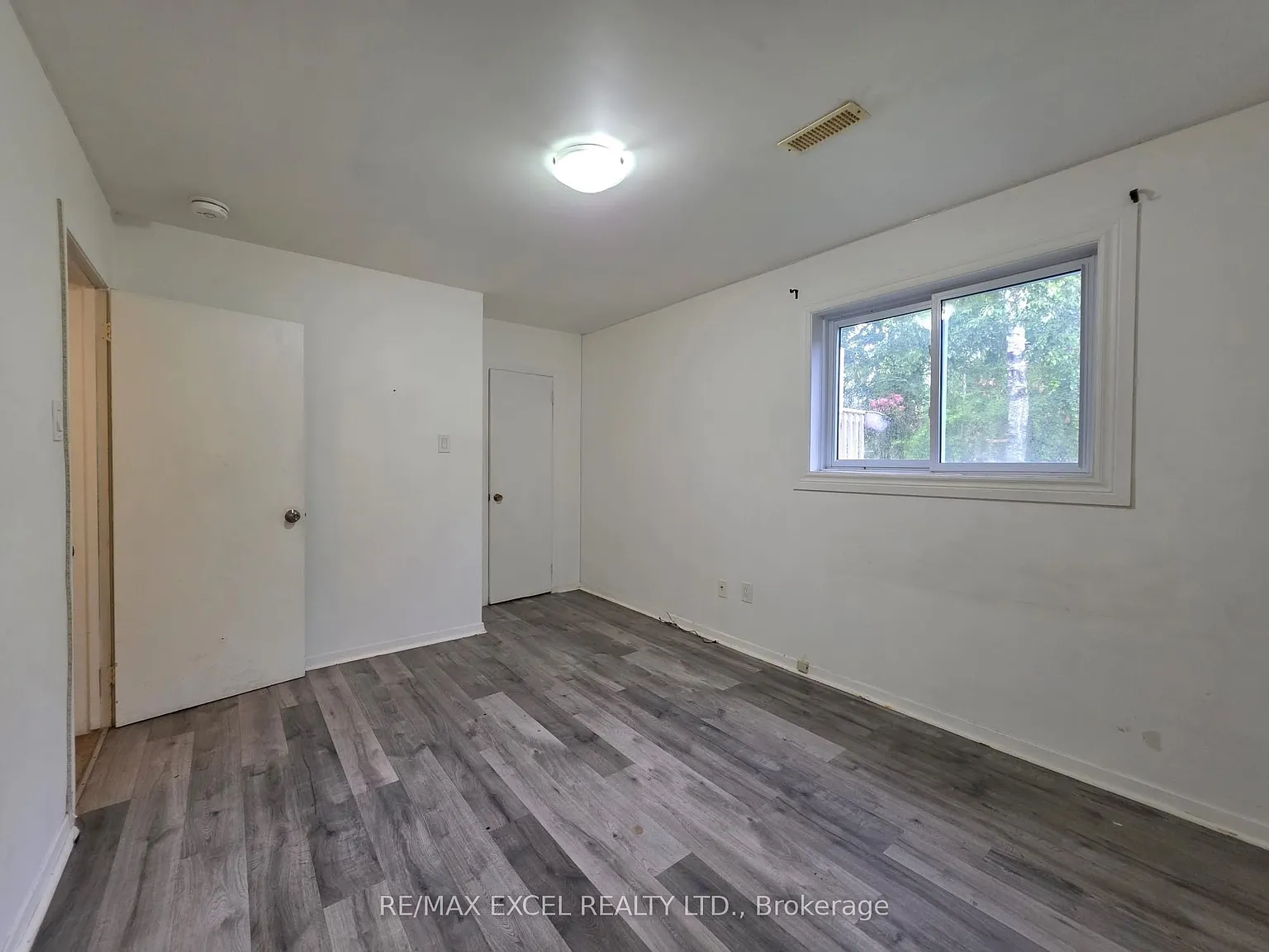 3 bed, $1,790 — Photo 4