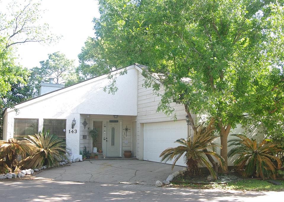 1st image of 12800 Briar Forest Dr Unit 143
