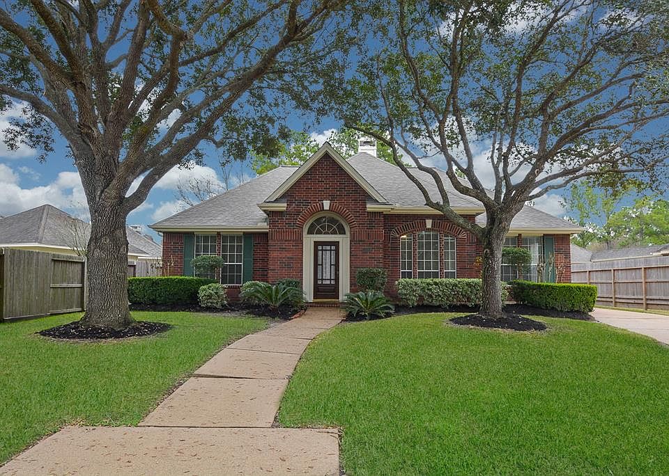 1st image of 1303 Hathorn Way Dr