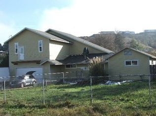 5155 Grange Rd, Roseburg, OR 97471