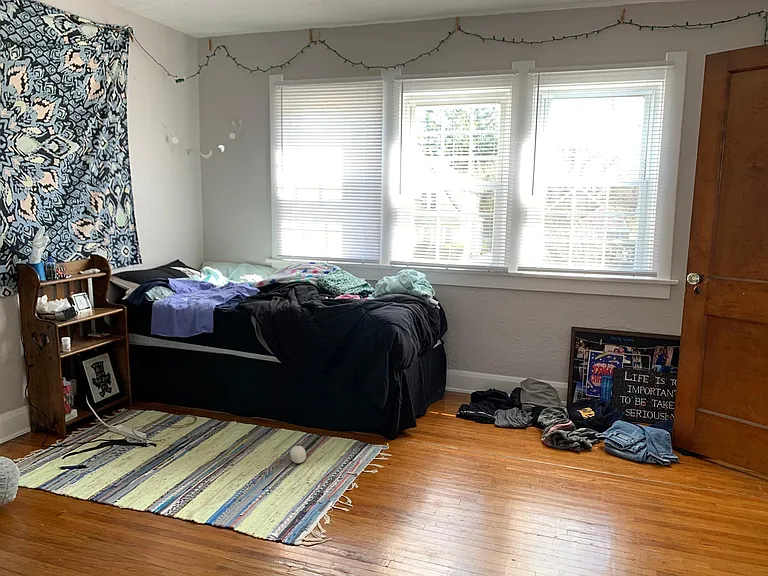 Bedroom #1