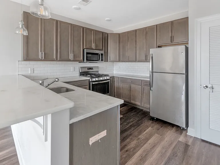 310 Centennial Ave #107 — Photo 3