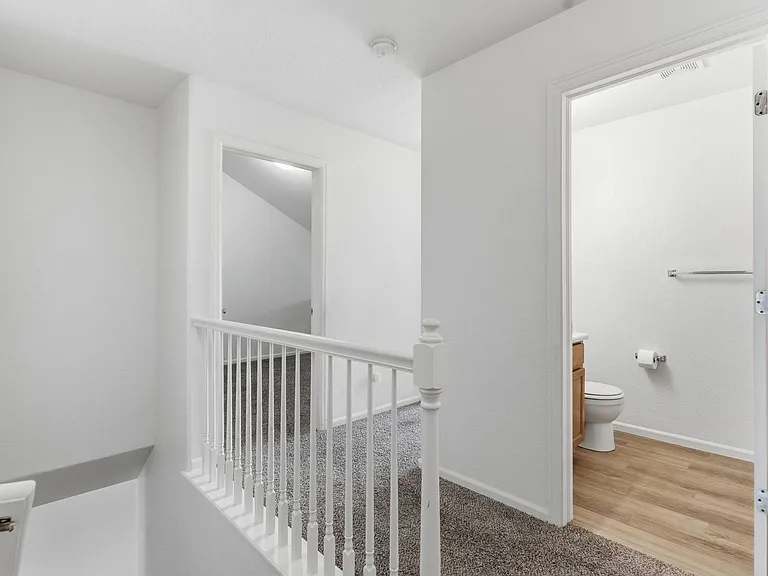 802 Waterglen Dr #D17 — Photo 21
