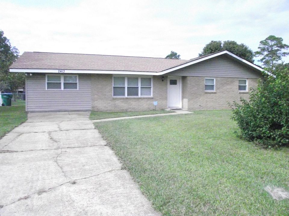 1 Front Yard