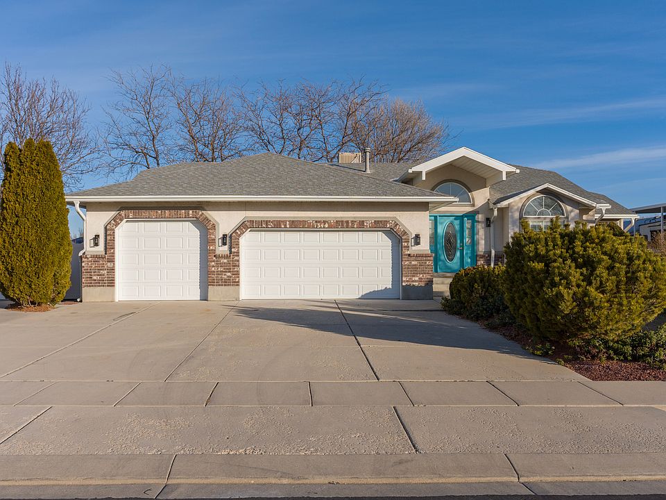 1st image of 1344 W Bristol Ridge Rd