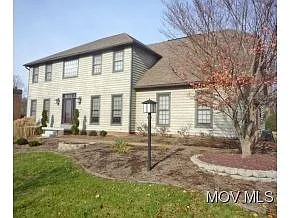 1207 Greenmont Cir photo 1