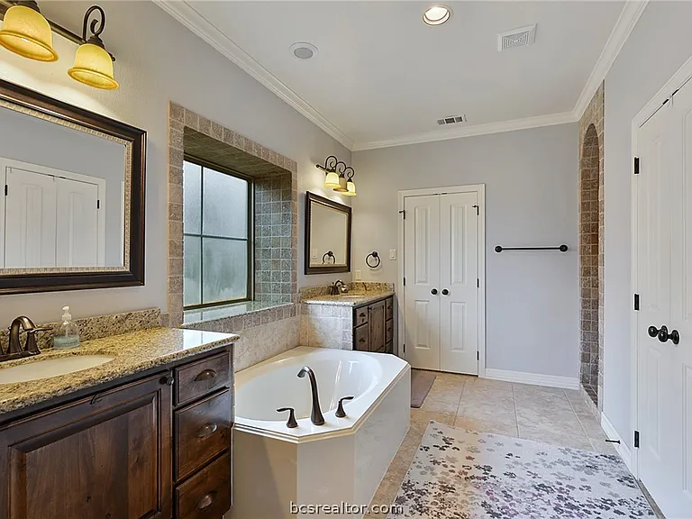 4234 Little Rock Ct — Photo 11
