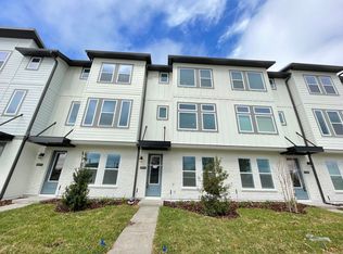 8578 Warburg Aly, Orlando, FL 32827