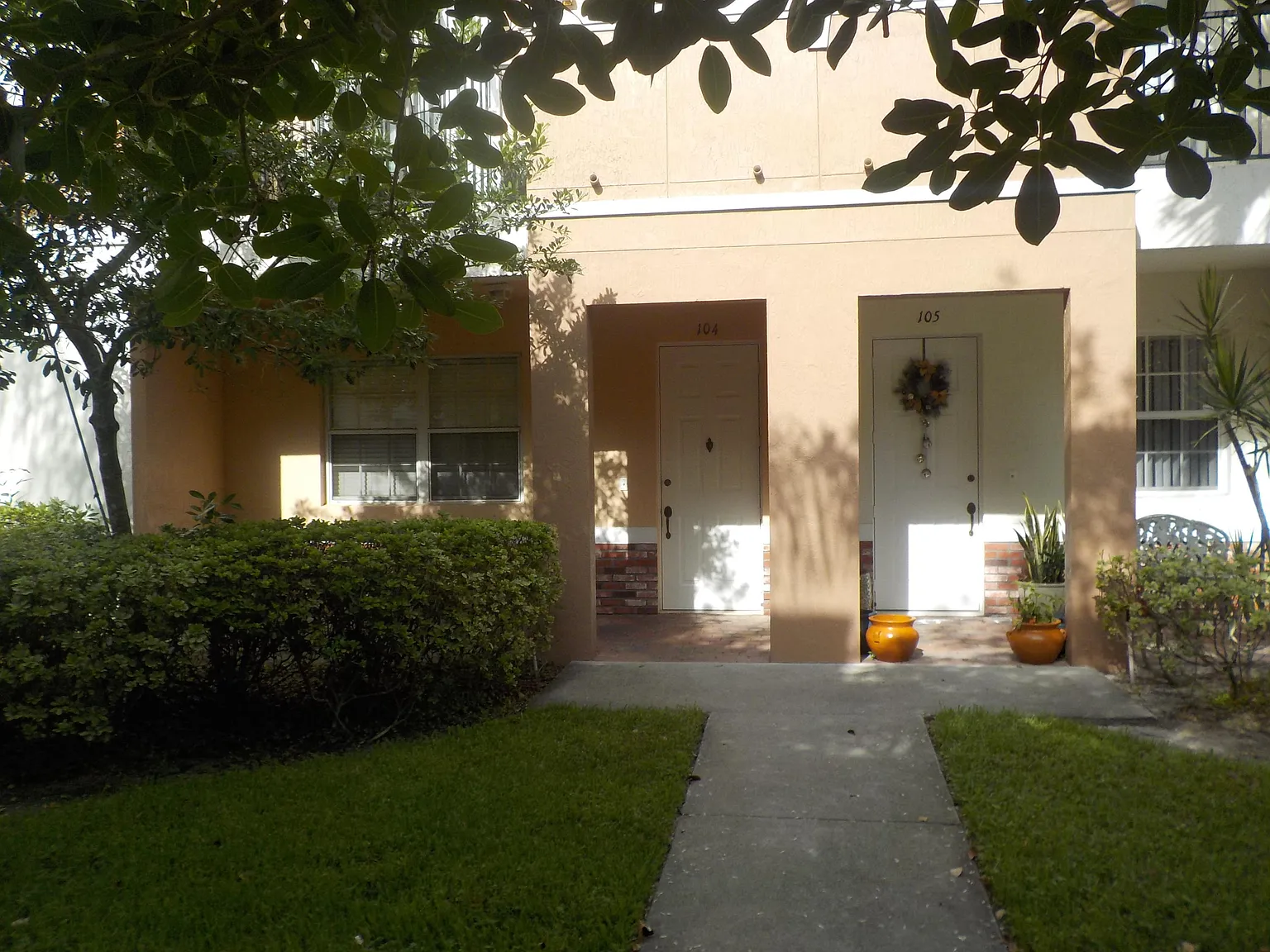 2 bed, 2.0 bath, 1448 sqft, $2,100 — Photo 1