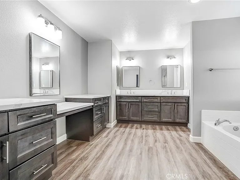 31804 Empresa Cir — Photo 11