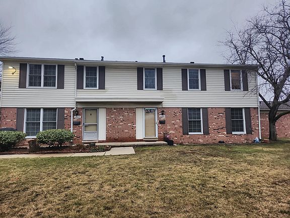 2nd image of 44405 Newburyport Dr