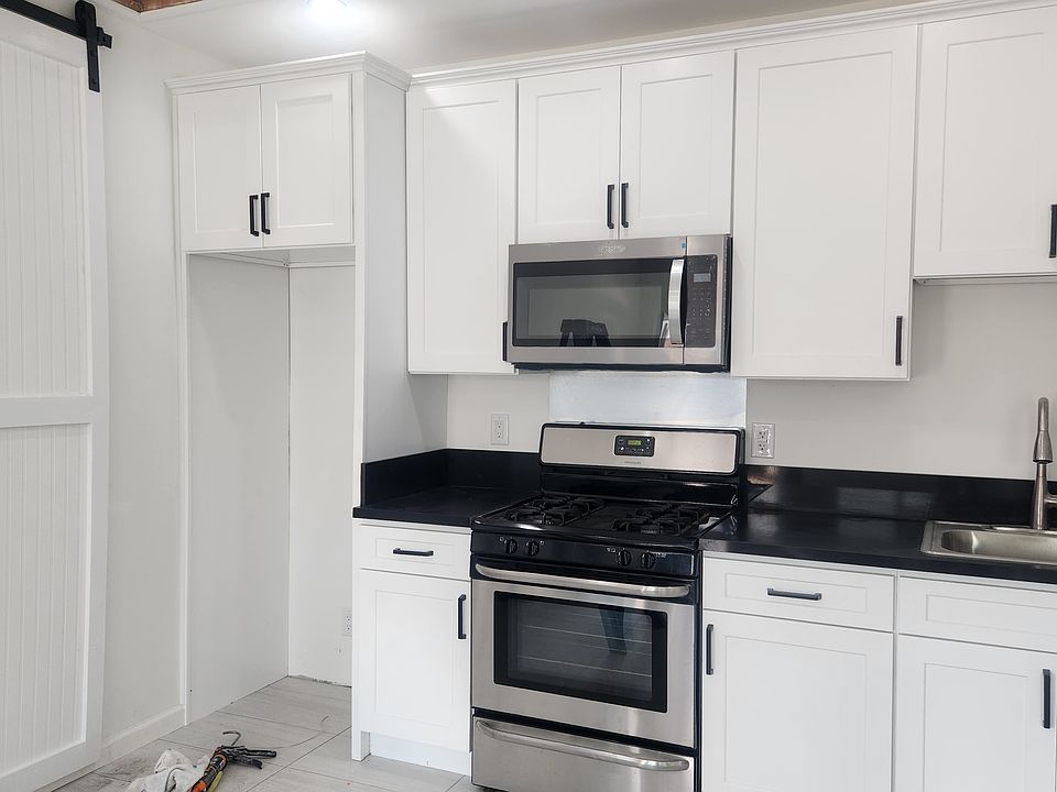 1st image of 435 E Colorado Ave #4