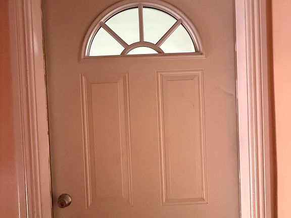 Entry doorway to Unit 4
