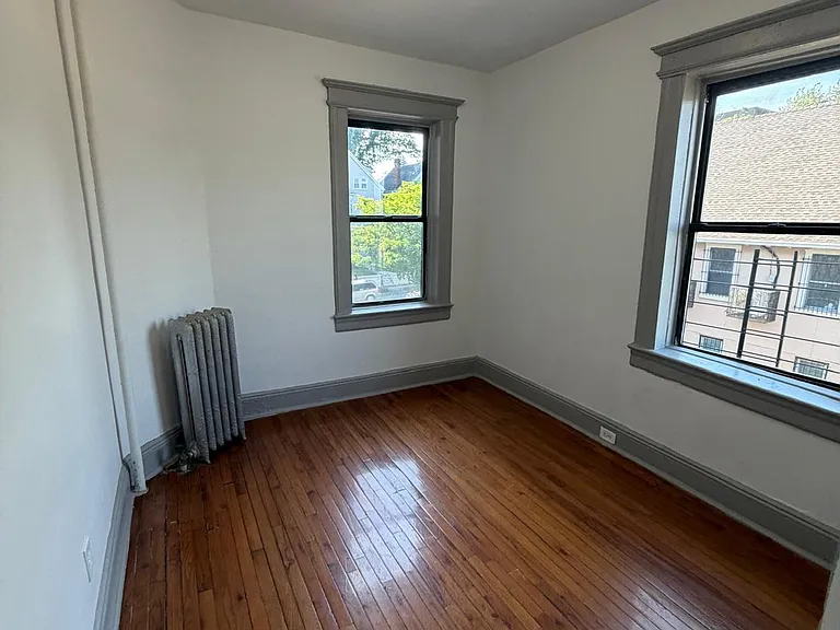 66 N Grove St #2-6 — Photo 5