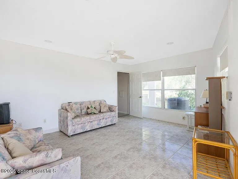 8820 44th Ave — Photo 37