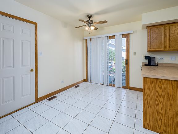 5th image of 16231 Lake Villa Ave