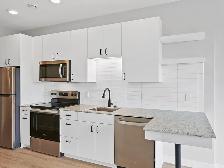 The Nine at Lexington Station — Photo 71