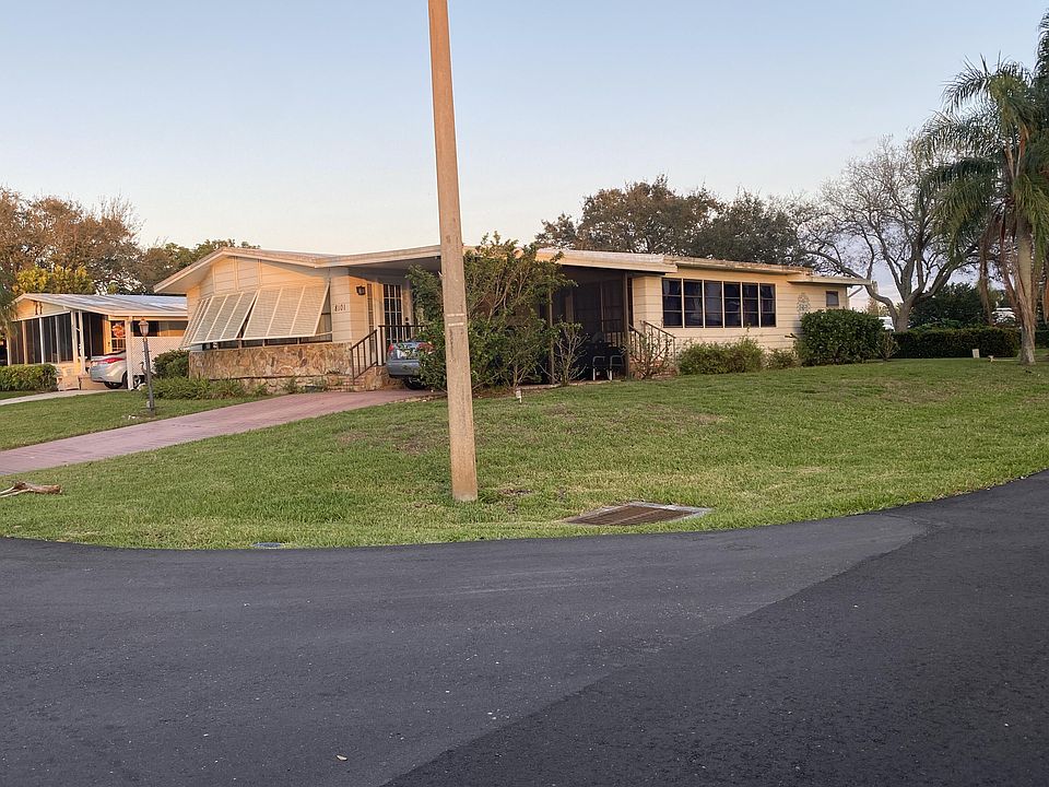 1st image of 8101 SE Shenandoah Dr