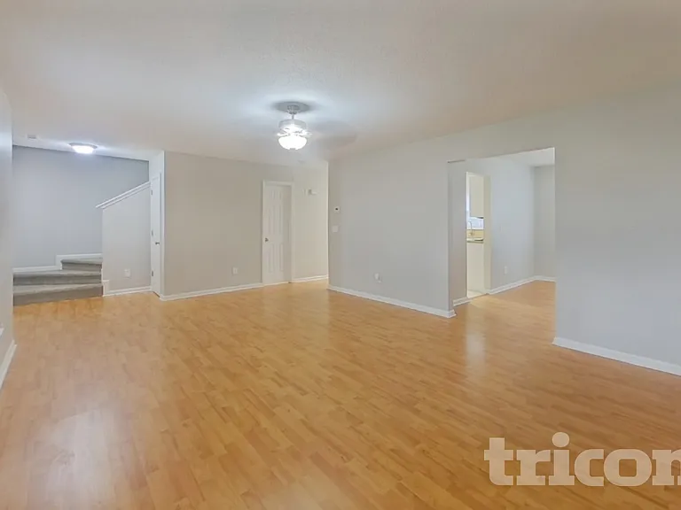 7145 Streator Ct — Photo 4