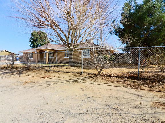 4th image of 10118 E Avenue R10