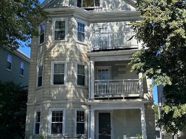 765 Boylston St #1, Brookline, MA 02467