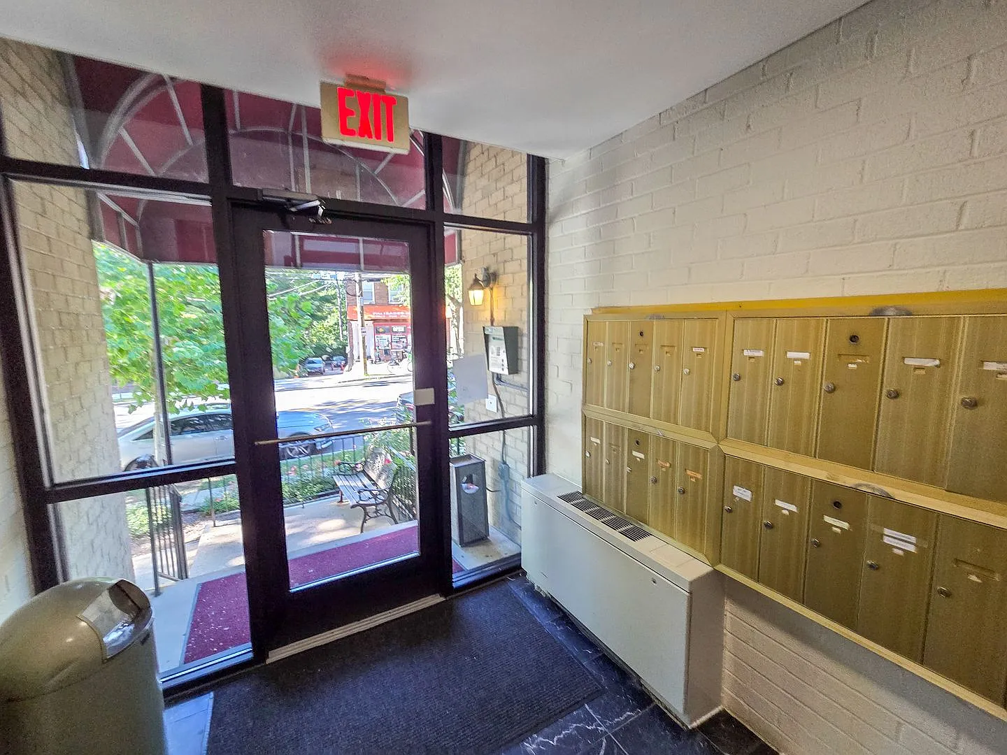 Charming 1br/1bth Apt in the Palisades. Utilities and parking included! — Photo 3