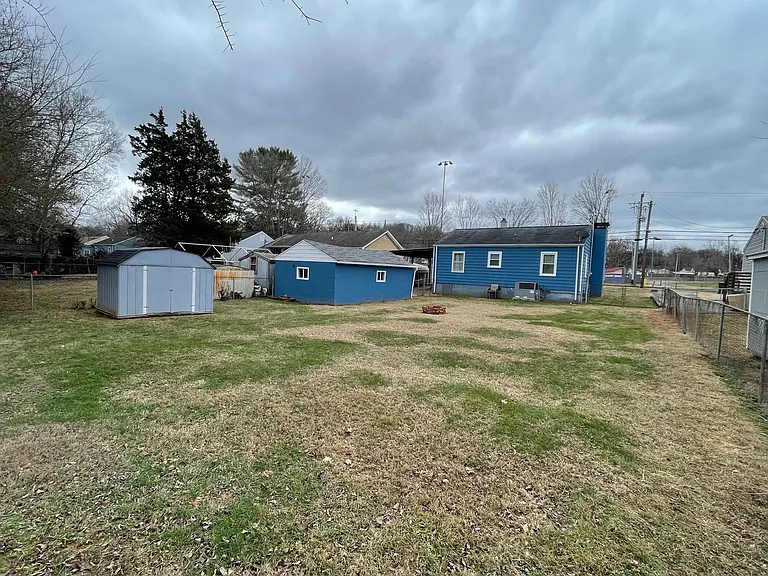 2029 McClung Ave — Photo 13