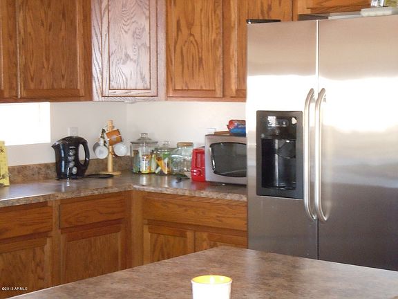 3rd image of 1080 E Stirrup Ln