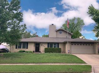 2612 Meadow Ln, Ponca City, OK 74604