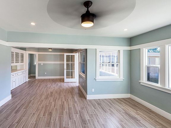 3rd image of 211 Mira Mar Ave #A3