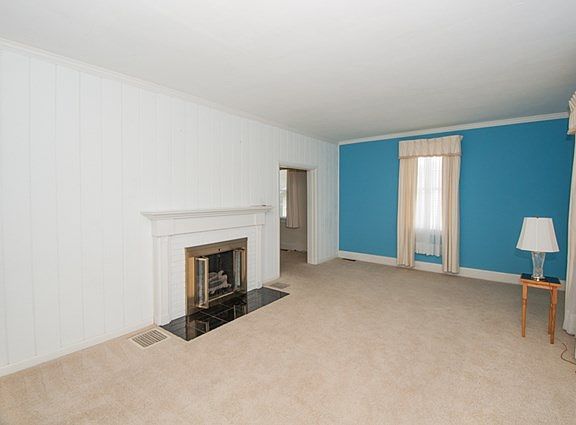 5th image of 1056 28th St