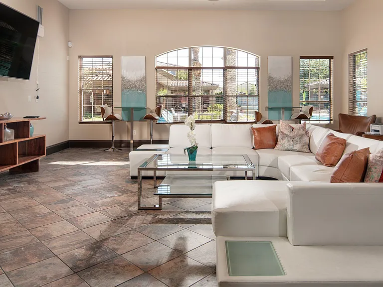 Montecito Pointe Apartments — Photo 43