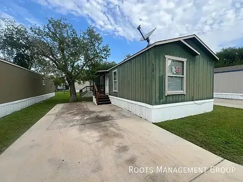 310 Hester Ave Photo 1